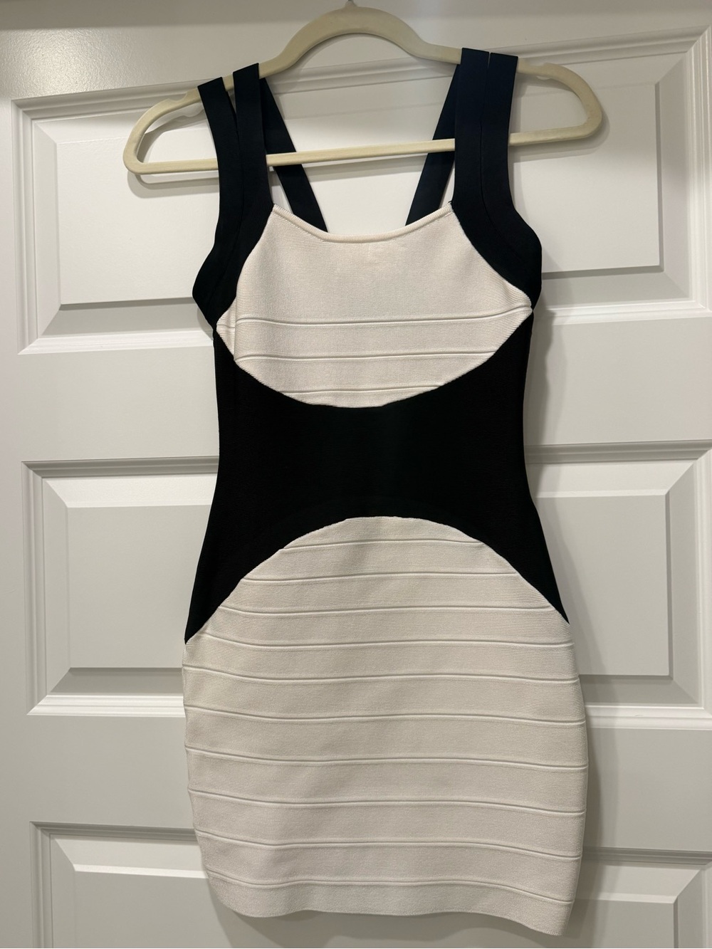 Marciano black ivory colorblock bandage mini dress S